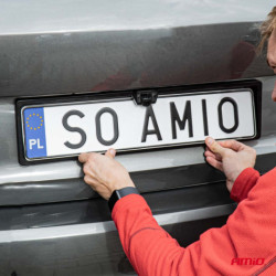 Alátét rendszámkerethez vezeték nélküli kamerával