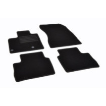 Szőnyegek a NISSAN Qashqai számára (2021-től) textil klasszikus