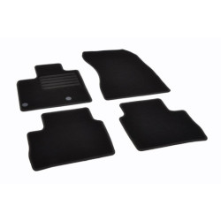 Szőnyegek a NISSAN Qashqai számára (2021-től) textil klasszikus