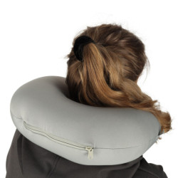 2az1-ben nyakpárna autóba repülőre pingvin maszk