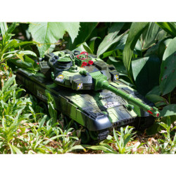 RC hadiharcosrobot 9993 2,4 GHz erdei kamuflázs