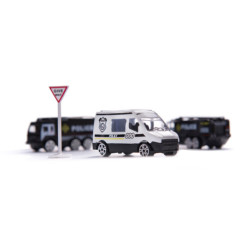 Repülőgép Transporter + 3 rendőrségi autó