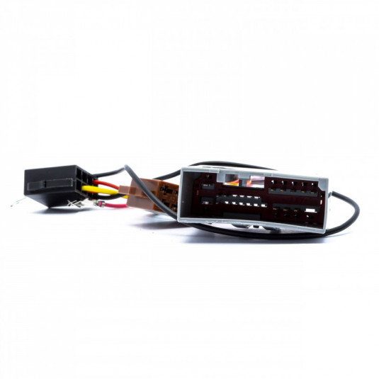 ISO adapter Ford Land Rover V2