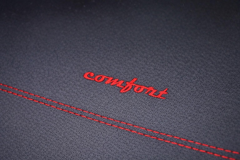 comfort cervené prešitie.jpg